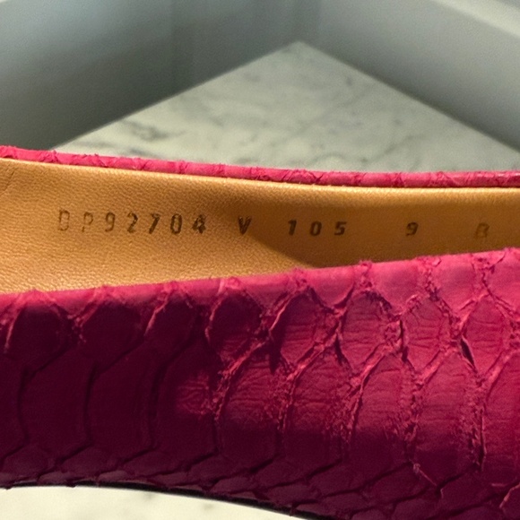 Salvatore Ferragamo Embossed Leather Varina Ballet Flats - Picture 3 of 8